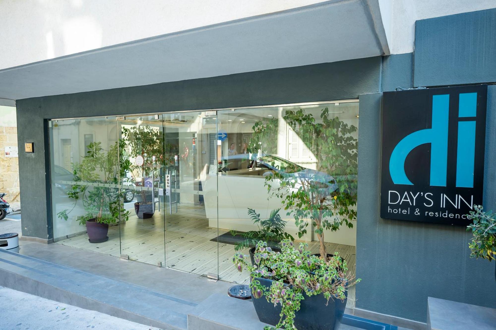 Day'S Inn Hotel And Residence Sliema Exterior photo